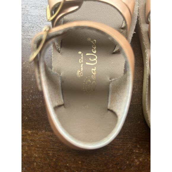 Rose Gold San-sun Sea Wees Sandals Size 3 - Picture 3 of 8